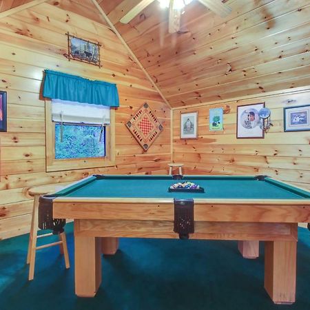 Running Bear Cabin Villa Shady Grove Екстериор снимка